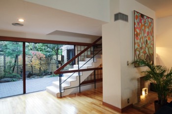 Stair to the second floor   Stair to the second floor